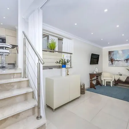 Stunning 2-bedroom Retreat In Vale Do Lobo