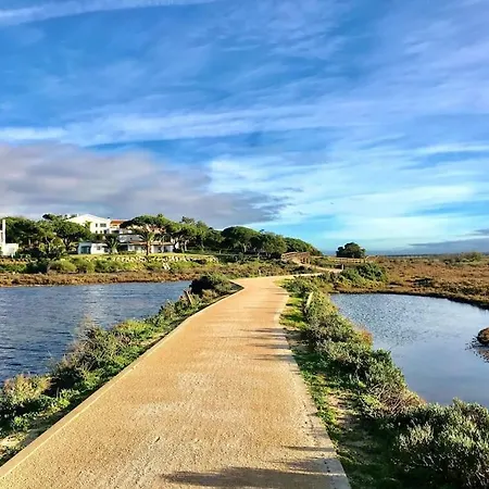 Stunning 2-bedroom Retreat In Vale Do Lobo Βίλα Almancil
